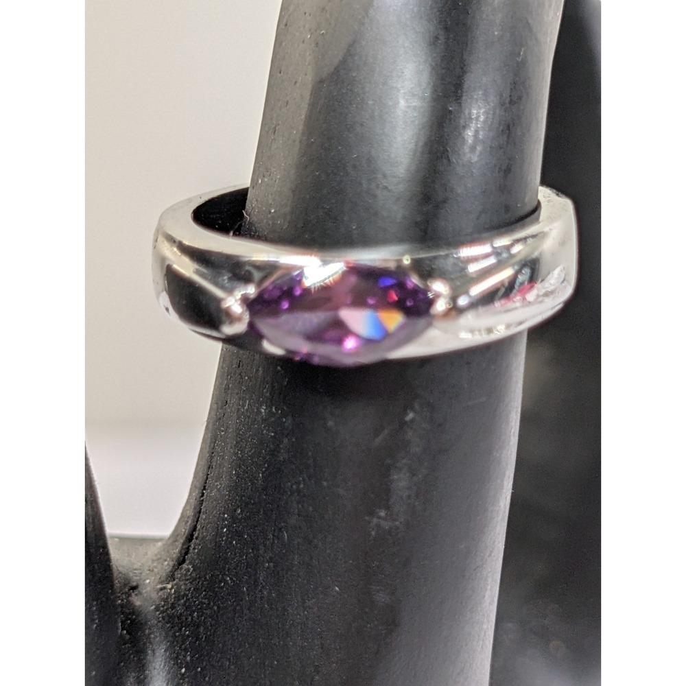 LIA SOPHIA "FREESIA" RING - SILVERTONE w/PURPLE MARQUIS‎ CZ - SIZE 7